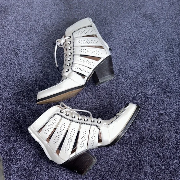 Coach zip up western boots size 6 - Picture 10 of 10